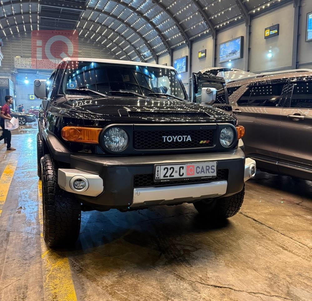 تويوتا إف جي كروزر